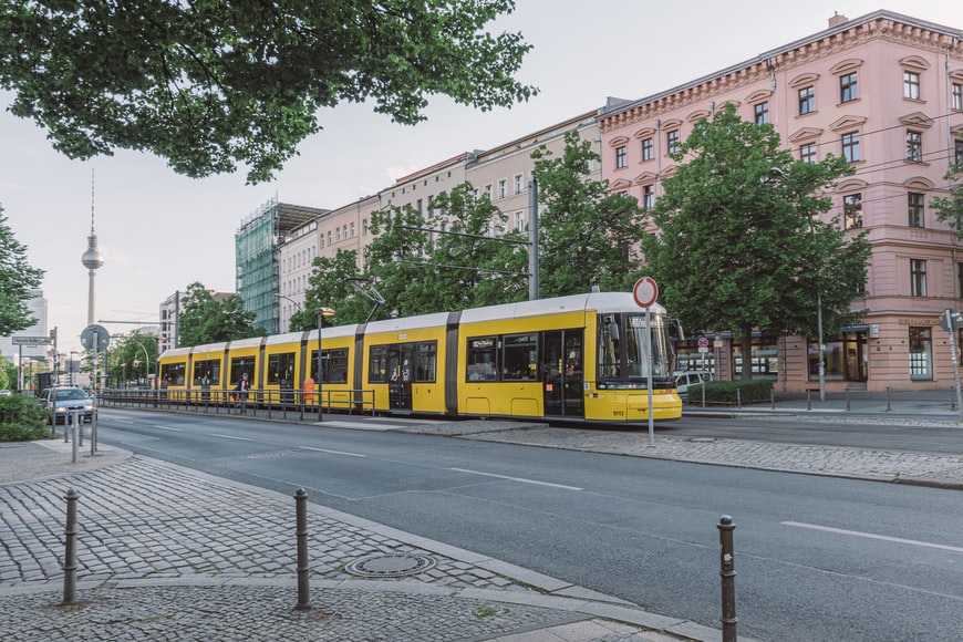 tram giallo.jpg